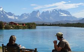 Hotel Del Paine  3*